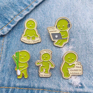 Épingles en émail personnalisées « Il est temps de faire des excréments » drôles, figurines de Sonny Angel, broches, badges de revers, petite figurine verte mignonne - Product Image 5