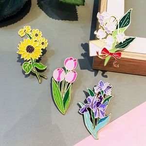 Émail personnalisé <span class=keywords><strong>Iris</strong></span> broche plante fleur femmes exquis Premium lumière luxe costume badge broche pour cadeau - Product Image 6