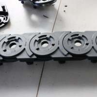 Chaînes porte-câbles pour l'automatisation industrielle, équipement CNC, système de protection des câbles en plastique