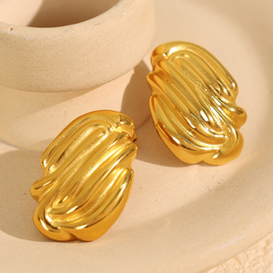 ต่างหูแฟชั่นทรงเรขาคณิตลายเปลือกหอย ไทเทเนียมสตีล ชุบทอง 18k ต่างหูเงิน EH261 - Product Image 2