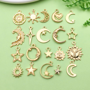 Breloques mixtes soleil, lune et étoile en alliage de zinc pour la fabrication de bijoux DIY, accessoires de mode unisexes - Product Image 1