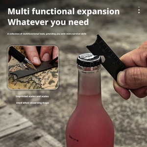 Allume-feu à manche en bois et pince métallique - Outil multifonction de survie avec tournevis, clé et ouvre-bouteille - Pour le camping et la randonnée - Product Image 2