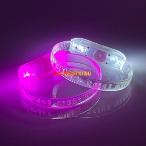 Richshining <span class=keywords><strong>DMX</strong></span> điều khiển từ xa LED Dây đeo cổ tay âm thanh kích hoạt LED vòng đeo tay bên khuyến mại Nguồn cung cấp - Product Image 3