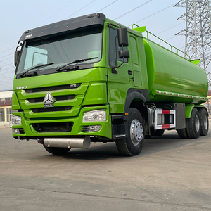 รถบรรทุกน้ำมันบรรทุกของเหลวไวไฟ 40 ตัน ราคาประหยัด Sinotruk HOWO 6X4 LGBF 350-450 แรงม้า ยูโร 2 ยูโร 3 ยูโร 4 เกียร์ธรรมดา - Product Image 5
