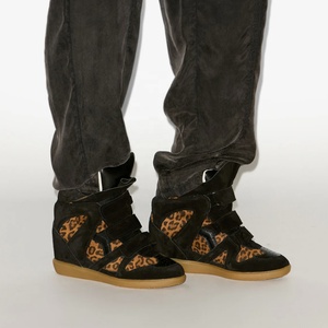 <span class=keywords><strong>Sneakers</strong></span> da <span class=keywords><strong>donna</strong></span> <span class=keywords><strong>con</strong></span> zeppa nascosta, plateau alto, tripla fascia a strappo, punta chiusa, scarpe da tennis <span class=keywords><strong>con</strong></span> tacco alto, chiusura in <span class=keywords><strong>velcro</strong></span>, leggere, estive - Product Image 5