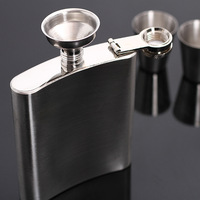 Set Hadiah Hip Flask Kulit PU 6oz 7oz 8oz Portabel dan Mudah Dibawa Dengan 2 Cangkir