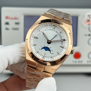 Montre de tous les jours haut de gamme, bracelet intégré tout or rose avec cadran bleu et phase de lune - Product Image 6