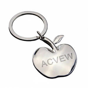 Porte-clés en métal en forme de pomme avec logo personnalisé gravé - Product Image 1