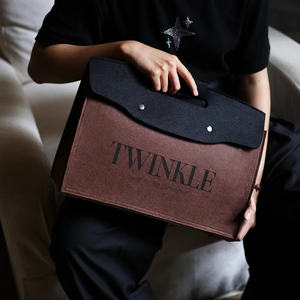 Bolso de mano de moda de fieltro para hombre Bolso de oficina de moda con archivo de mano Nuevo bolso de documentos de retazos - Product Image 6