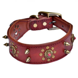 Característica enjoyada <span class=keywords><strong>Collar</strong></span> de perro mascota con pinchos de cuero de vaca duradero con remache - Product Image 4