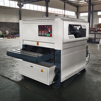 Machine à polir le bois, machine à lustrer le bois pour le polissage des surfaces courbes