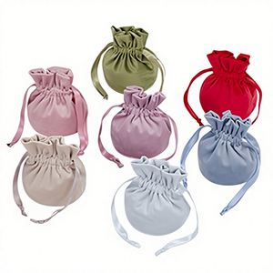 ถุงกำมะหยี่ใส่เครื่องประดับแบบมีเชือกผูก ยี่ห้อ GF สำหรับขายส่ง พร้อมโลโก้สั่งทำได้ มีหลายขนาดให้เลือก รุ่น GF-185 - Product Image 3