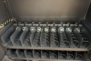 Nouvelle machine distributrice de parfum sur pied 2-en-1 à 10 buses, personnalisable avec distributeur de boîtes de parfum pour centres commerciaux - Modèle 2026 - Product Image 3
