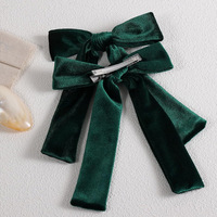 Barrettes à cheveux en velours de 5 pouces avec nœuds en ruban vert foncé pour Noël, pinces crocodiles, accessoire de décoration pour tenue d'hiver, unisexe, en carton