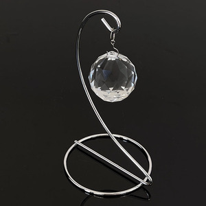 Atrapasoles <span class=keywords><strong>de</strong></span> ventana <span class=keywords><strong>de</strong></span> 40mm, prismas, esfera <span class=keywords><strong>de</strong></span> cristal, soporte <span class=keywords><strong>de</strong></span> exhibición <span class=keywords><strong>de</strong></span> bolas <span class=keywords><strong>de</strong></span> <span class=keywords><strong>Feng</strong></span> <span class=keywords><strong>Shui</strong></span> <span class=keywords><strong>de</strong></span> cristal con soporte <span class=keywords><strong>de</strong></span> Metal plateado - Product Image 6