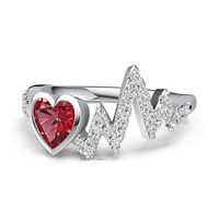 Originele High-End Minimalistische 925 Zilveren Ring met Robijnrode Hartvormige Kubieke Zirkonia voor Valentijnsdag cadeau