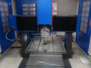 Máquina de Grabado en Metal 6060, Router CNC para Acero Inoxidable, Máquina de Grabado en Metal 6060 para Moldes y Matrices - Product Image 5