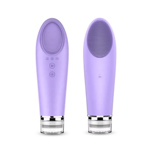 Cepillo de Limpieza Facial Eléctrico Multifuncional 4 en 1, SPA Facial, Cepillo de Silicona con Motor Giratorio en Forma de Corazón - Product Image 5