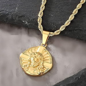 Collier pour homme avec pendentif médaillon vintage en or, motif croix/cercle Saint-Christophe et Jésus - Product Image 5