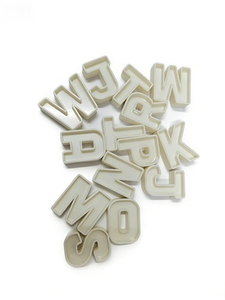 WANHAN Smart Fun 26 Lettere Decorative in Plastica per Parete |   Decorazioni Alfabeto con Pezzi Educativi Contemporanei per il Ritorno a Scuola dei Bambini - Product Image 2