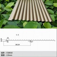 Panneaux de revêtement muraux extérieurs en métal Panneaux muraux cannelés en aluminium à grains de bois imperméables et résistants aux UV