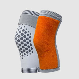 Rodillera Térmica AOFIT para Alivio del Dolor Articular por Artritis, Recuperación de Lesiones, Soporte Cálido para Dormir con Terciopelo Dorado - Product Image 1