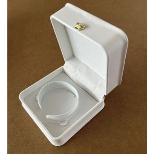 Caja de Joyería de Plástico Ecológica y Duradera a Precio de Mayoreo, Caja Blanca para Anillos de Compromiso con Logotipo Personalizado, Caja de Regalo para Accesorios - Product Image 2