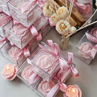 Bougie personnalisée en forme de rose, cadeau pour les invités de mariage, cire de soja naturelle, bougies artistiques romantiques en forme de fleur dans une boîte en PVC transparente avec ruban