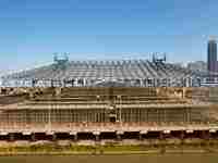 Toit de bâtiment en structure d'acier léger à nœuds sphériques pour aéroport/gare/atelier