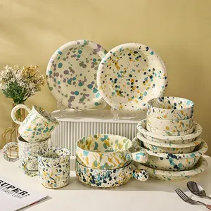 Vente en gros en usine de vaisselle en porcelaine au design unique et coloré avec encre éclaboussante ensembles de dîner vaisselle en céramique personnalisée