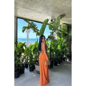 Ensemble de bikini et vêtements de plage orange - Product Image 2