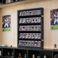Vitrine de présentation pour cartes de sport graduées en bois noir à 35 emplacements, verrouillable, double usage mural et sur table, protection UV, cadre pour cartes à collectionner