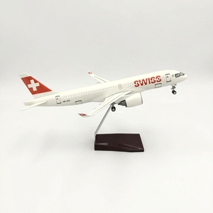 Modèle d'avion en résine Airbus A220-300 de 37 cm, Swiss Airlines, avec éclairage LED, objet de collection, cadeau de bureau - Product Image 2