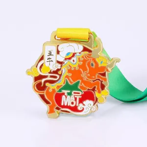 เหรียญรางวัลนักแข่งอัศวินเทมพลาร์แบบสั่งทำพร้อมโลโก้ ตัดจากโลหะผสมสังกะสี ชุบทอง พิมพ์แบบ Letterpress ขายส่ง - Product Image 2