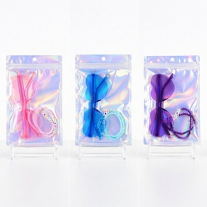 Set de <span class=keywords><strong>Regalos</strong></span> para Fiestas Kpop, Pulseras Holográficas con Cuentas, Gafas de Sol con Diseño de Corazón, Origen China - <span class=keywords><strong>Regalos</strong></span> para <span class=keywords><strong>Cumpleaños</strong></span> y Conciertos - Product Image 2