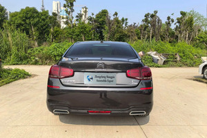 Véhicule d'<span class=keywords><strong>occasion</strong></span> Citroën C5 1.8T Turbo 6 vitesses automatique de luxe, année 2017 - Product Image 4
