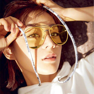 Nouvelles lunettes de soleil aviateur tendance, monture dorée, verres bleus, protection UV400, unisexe, légères, design ovale, pour la conduite et les activités de plein air - Product Image 3