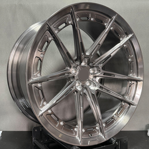 Rines con Cancelación de Ruido, Rines Escalonados de 22 Pulgadas, Diseño de 2 Piezas para BMW X5M con Acabado Negro Transparente Cepillado - Product Image 2