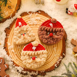 Nouvelle conception de bougie parfumée artisanale en cire de soja en forme de sapin de Noël, respectueuse de l'environnement, pour les fêtes - Product Image 1