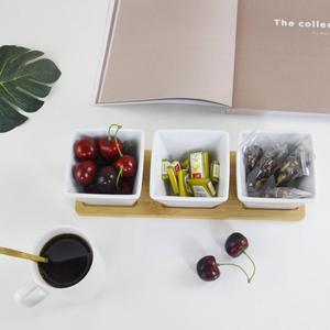 Ensemble de 3 bols carrés en céramique de luxe pour sauces et condiments avec base en bambou, style nordique, plateau de service divisé pour noix et fruits - Product Image 2