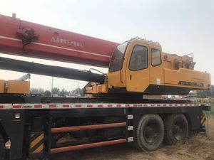 Grue sur camion Sany 75 tonnes en bon état, puissance élevée, performance stable, idéale pour les travaux de construction lourde - Product Image 5
