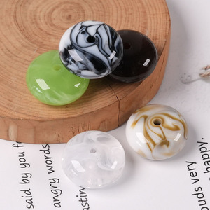 Cuentas acrílicas redondas planas de 18 mm, colores mixtos, cuentas espaciadoras sueltas para la fabricación de joyería DIY - Product Image 2