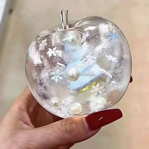 Juguete Blandito Antiestrés de TPR con Forma de Manzana Grande y Copo de Nieve Navideño de 6cm, Caramelo de Malta, Atractivo Juguete Sensorial para Aliviar el Estrés - Product Image 1