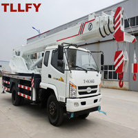 Camion grue hydraulique neuf à prix avantageux avec moteur hydraulique, capacité de 12 tonnes, hauteur de levage de 15-20 m