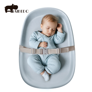 <span class=keywords><strong>Table</strong></span> à <span class=keywords><strong>langer</strong></span> portable moderne Aibedo en mousse PU couleur Morandi avec surface douce pour la peau, pour bébés <span class=keywords><strong>de</strong></span> 3 à 60 mois - Product Image 3