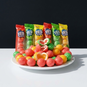 Superloves Fruité En Forme D'oeil Solide Bon Goût Terre En Forme D'oeil De Confiture Sandwich Halal En Vrac Boule Bubble <span class=keywords><strong>Gum</strong></span> À Mâcher Multicolore - Product Image 1