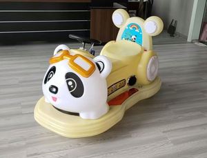 Coche de Choque Eléctrico Infantil de Plástico con Diseño de Panda Rojo para Exteriores, Equipo de Atracción - Product Image 5