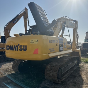 Excavatrices Komatsu PC220 d'occasion de haute qualité, 22 tonnes, 2018, capacité de la benne de 1 m³, à vendre, équipement de construction compact et fiable - Product Image 1