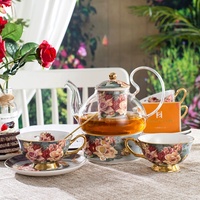 Service à thé et café en céramique motif rose, avec soucoupe, design vintage élégant et luxueux pour le thé de l'après-midi