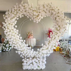Wholesale Heart-Shaped Red Artificial Rose Flower Arch Iron Material Wedding Stage Decoration for <strong>Party</strong> <strong>Backdrop</strong> - Product Image 3